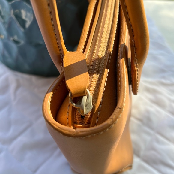 Tod's Tan Mini Leather Bag : USED - Picture 5 of 14
